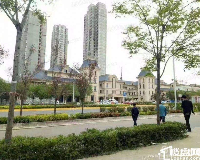 龙泊湾2期天泉湾,70年产权,配套成熟 欧美风格不限购