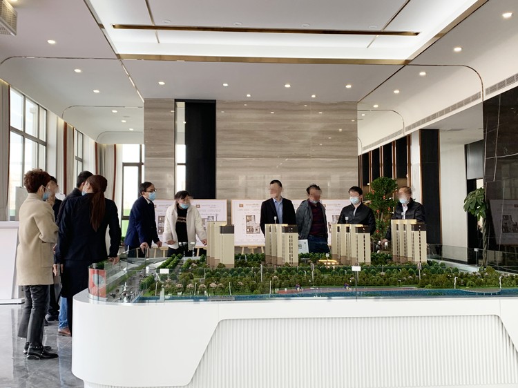 景云水岸景云水岸位于小新地片区,小新地片区位于赤峰市南部,是新