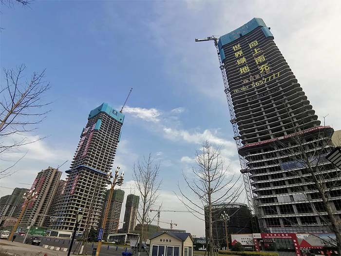 南充楼市 本地楼市 回头再来看绿地中熙悦广场,项目体量约8万㎡,定位