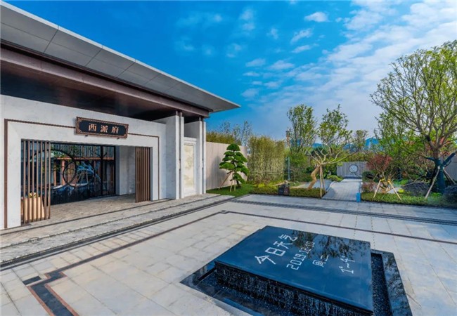 遵义西派府示范区实景图2020年6月,贵阳还没有西派,铁建城也还没完全