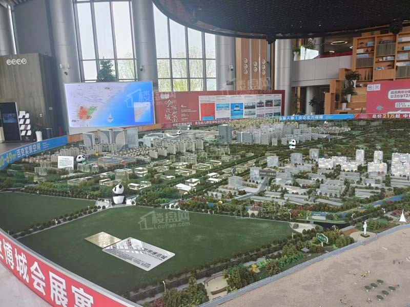 探秘中铁青岛世博城逸海周边配套都有啥