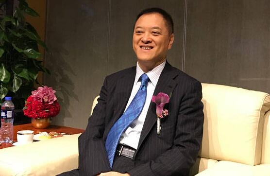 广州市房协换届选举 李思廉当选新会长