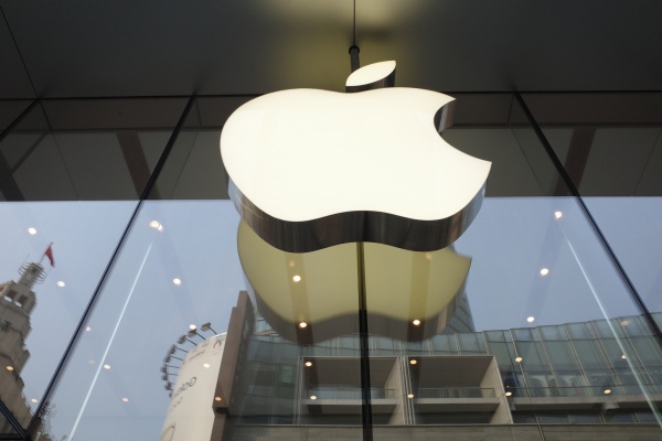 苹果计划在2026年下半年将SIRI改造为其首款聊天机器人