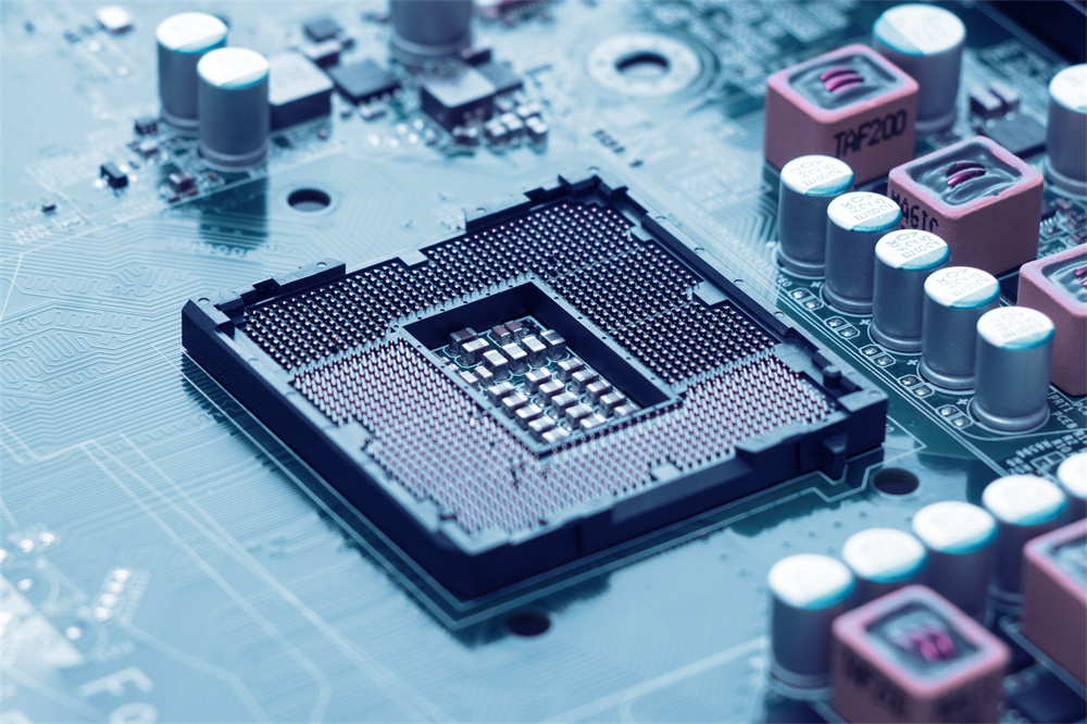 The storage chip sector fluctuated and rose, with Shenzhen Huaqiang hitting the limit up