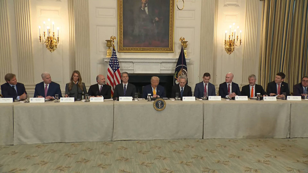 The first White House digital asset summit ended with no new policies released. The market fell after Trump reiterated previous policies.