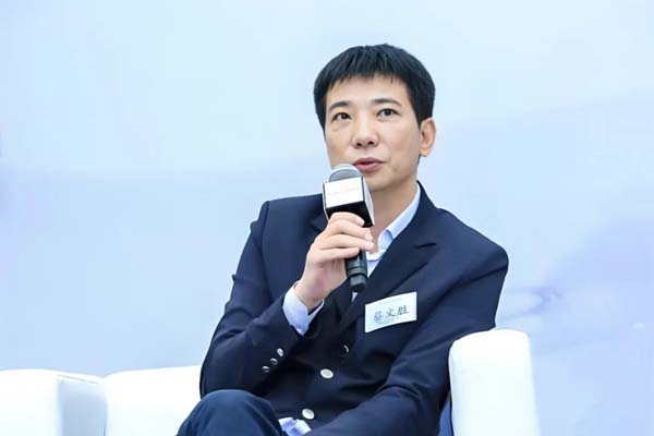 从“域名大王”到创业生态缔造者：蔡文胜6.5亿港元打造香港AI-Web3中心CAI大厦