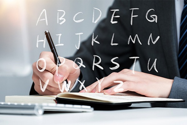 How to choose a website domain name, is it better to register or buy it?