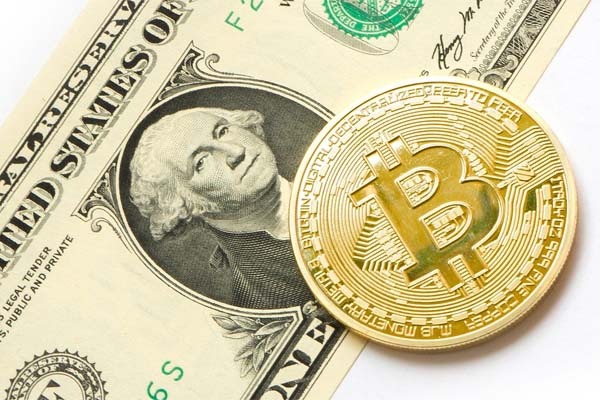 Coinbase CEO: If U.S. debt gets out of control, Bitcoin may replace the dollar as the world's reserve currency