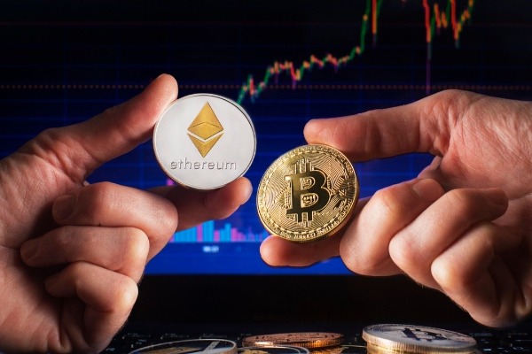 How do cryptocurrency CFDs work?