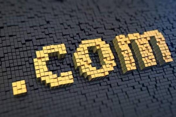 How to re-register a domain name after expiration? Full guide (with timetable + strategy)
