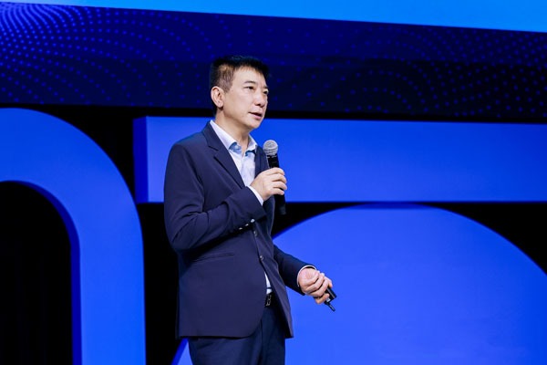 Meitu founder Cai Wensheng acquires controlling stake in China Financial Leasing and plans to build an AI+Web3 investment holding platform