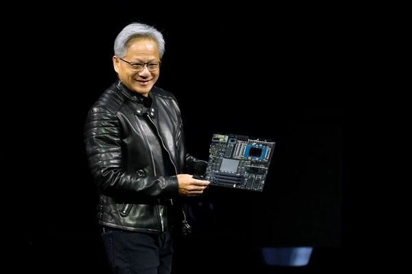 Nvidia increases investment in the Chinese market: H20 chip export approved, RTX Pro graphics card launched simultaneously