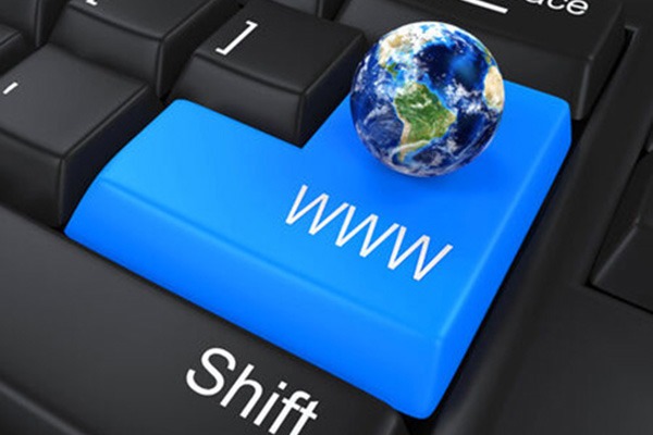 What skills and methods should you master before registering a domain name?