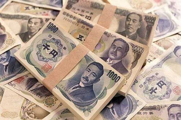 The yield on Japan's 20-year government bonds rose 5.5 basis points to 2.88%, the highest level since June 1999.