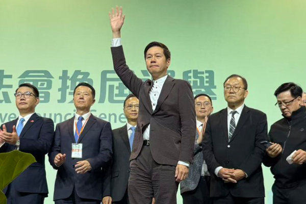 Wu Jiezhuang: The development of stablecoins in Hong Kong will move steadily forward, and different industries can boldly try combining RWA and Web3.