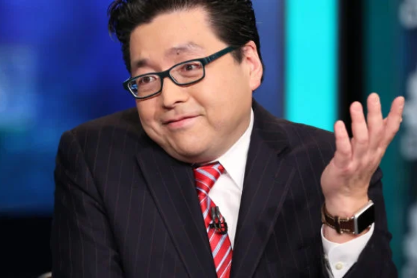 Tom Lee: AI and blockchain are good news for the financial services industry; JPMorgan Chase and Goldman Sachs may become the next seven major U.S. stocks.