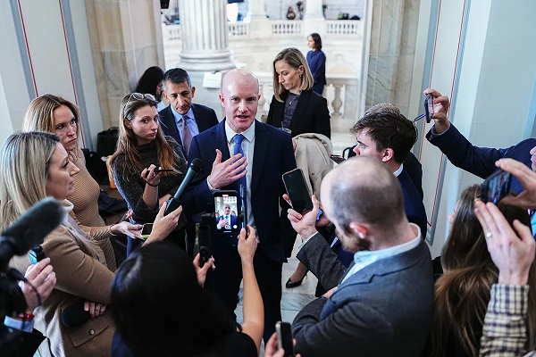 Coinbase CEO正积极游说立法者，旨在确保能向稳定币持有者继续发放奖励