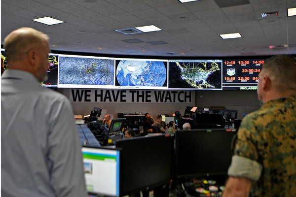 谁握着AI的开关？——从伊朗战场看五角大楼的权力游戏