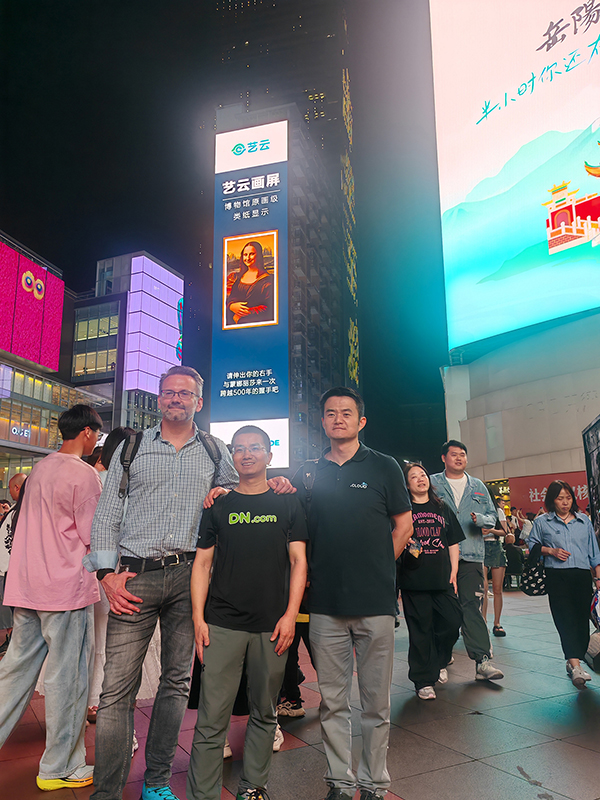 DN.com and .cloud Registry Reach Strategic Cooperation