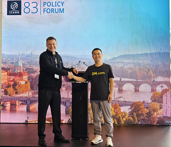 DN.com与ShortDot注册局达成战略合作!