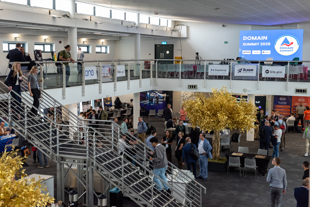 From London to Hong Kong: Domain Summit: Four Years of Brilliance, Opening a New Chapter in Asia