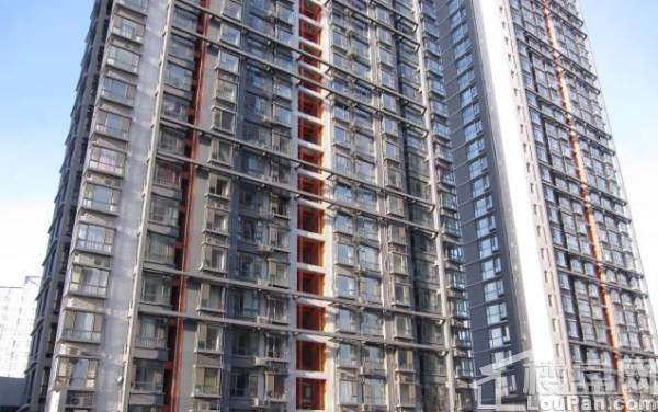 人民医院附近水郡花园南北通透金角全明户型可贷款