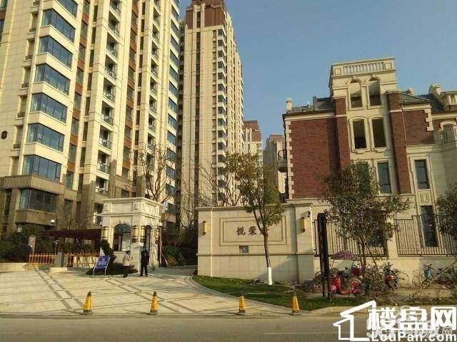 绿城玫瑰园 [乐清 ]3室2厅89平南 140 万15730元/㎡ 悦荣府 [乐清 ]