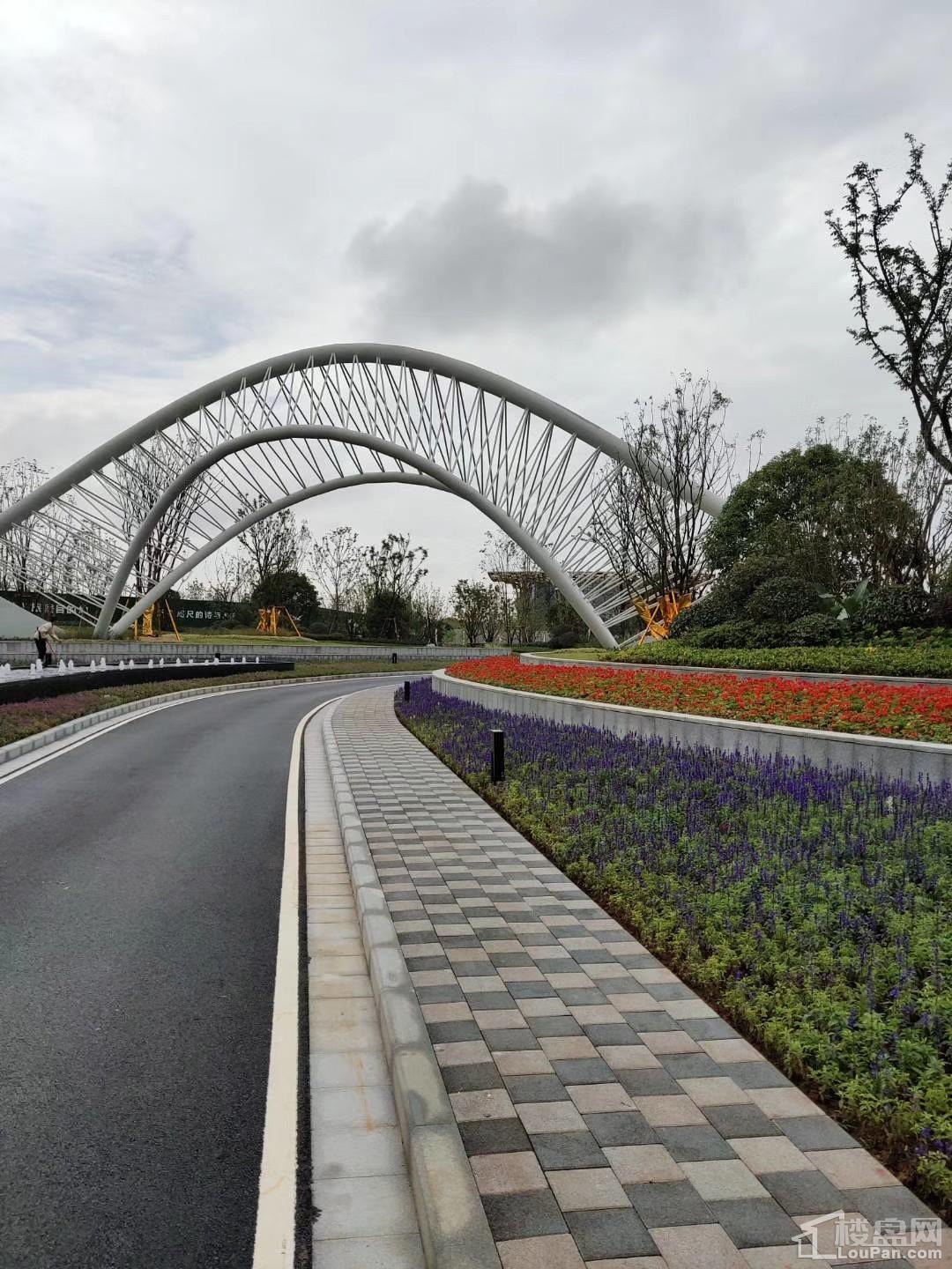 融创昆明万达城首次开盘加推房源预定中!二期房源接受咨询中!