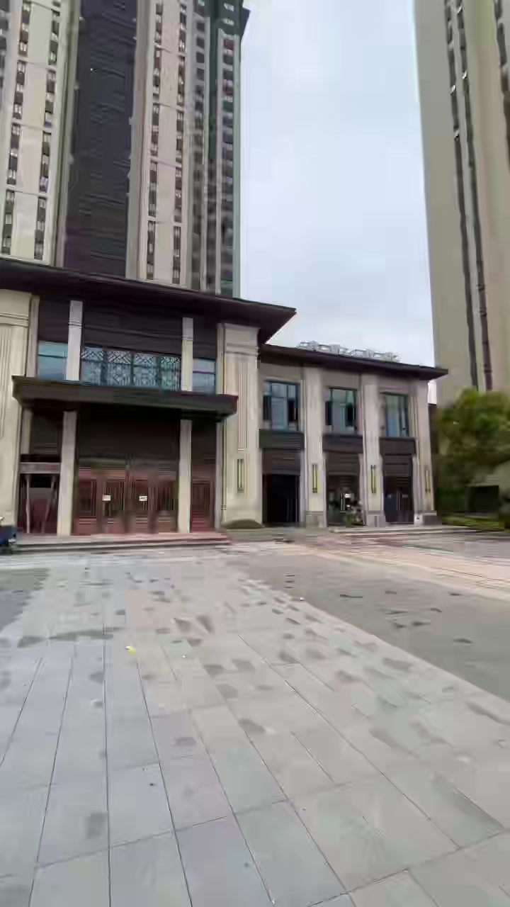 金大地·天元府临街现铺面积多少?什么价格?单层才1.8万左右