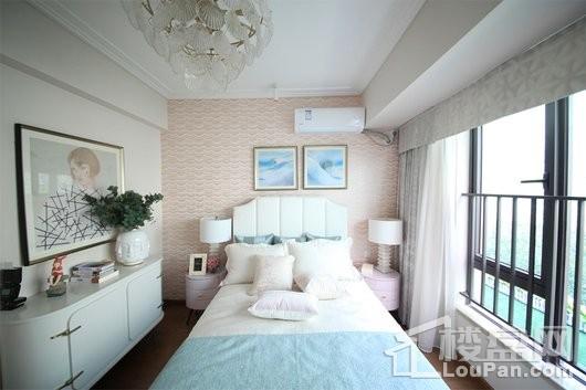 中海凯旋城花园118平米样板房卧室
