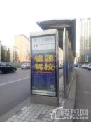 洛阳升龙广场项目东侧公交站牌