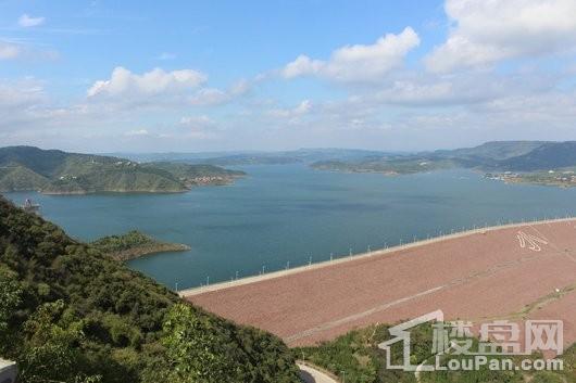 云顶山舍小浪底风景图