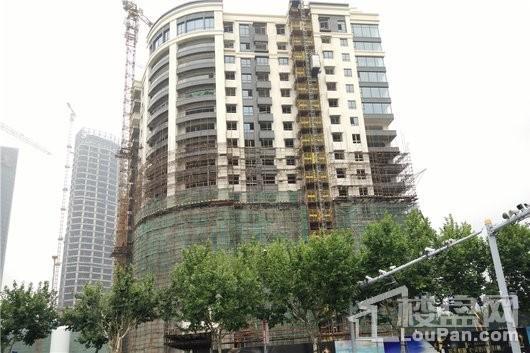 尚海湾豪庭二期楼栋外立面施工进度
