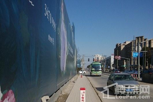 金辉海上铭著项目道路