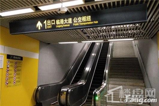 百润时代周边配套-滴水湖地铁站