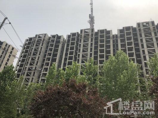 鸿府壹号在建工地