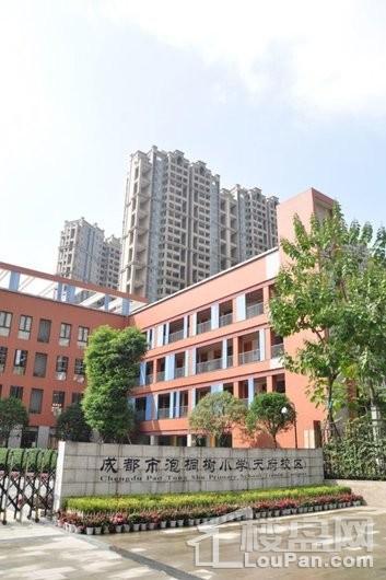 北京街附近学校