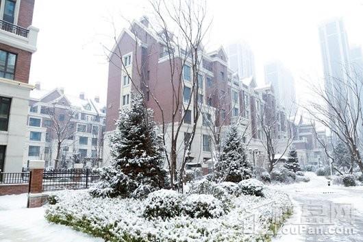 阳光揽胜·朗香小区实景