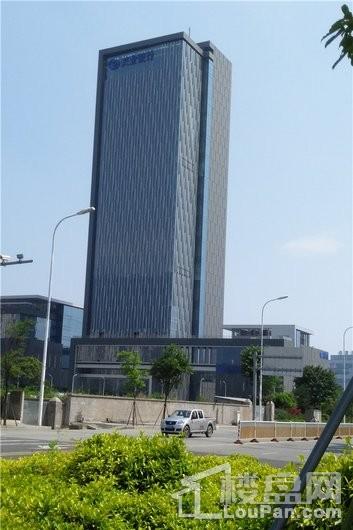 郑和国际金融湾周边兴业银行大厦
