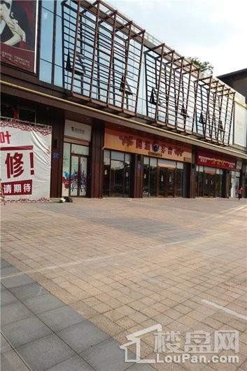 万科福晟翡翠里·凤栖周边店铺