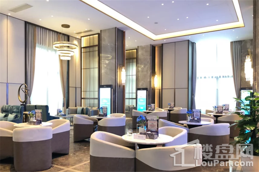 融创香璟台西苑西苑售楼部洽谈区