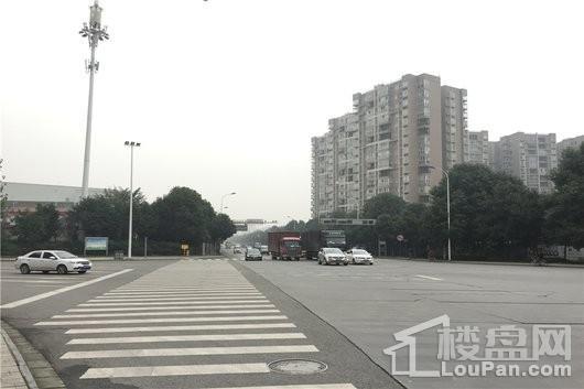 葛洲坝紫郡蘭园项目周边道路