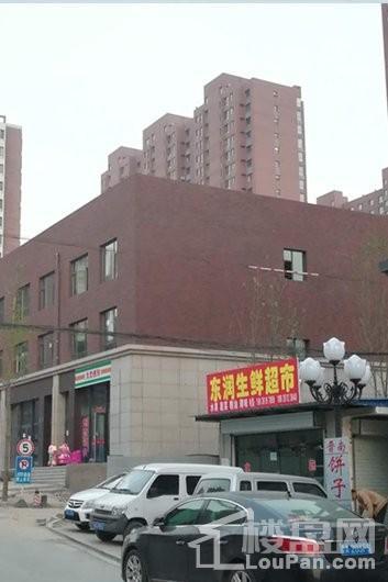 东润国际新城4期院墅周边商业街