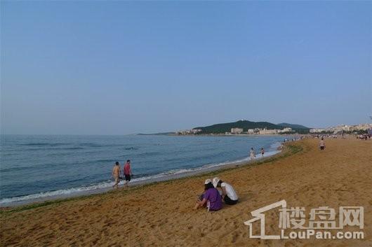 伴月湾壹号公馆海水浴场 