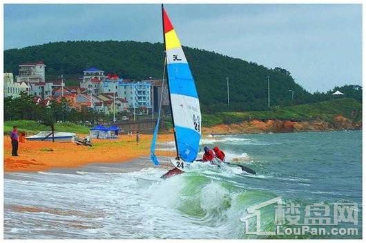 威高七彩城春风里周边配套国际海水浴场