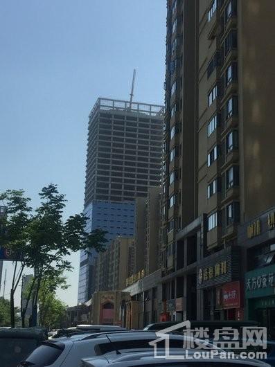 华地·金融中心在建楼栋