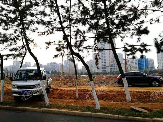 城发城市广场项目工地内实景