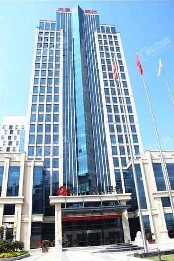 中海国际社区北约0.5千米烟台农商银行大楼
