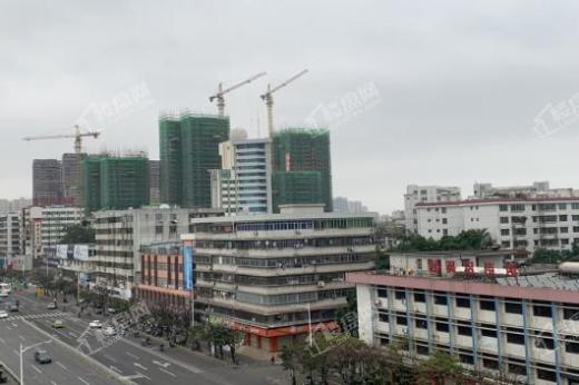 民大蓝海峰境实景图