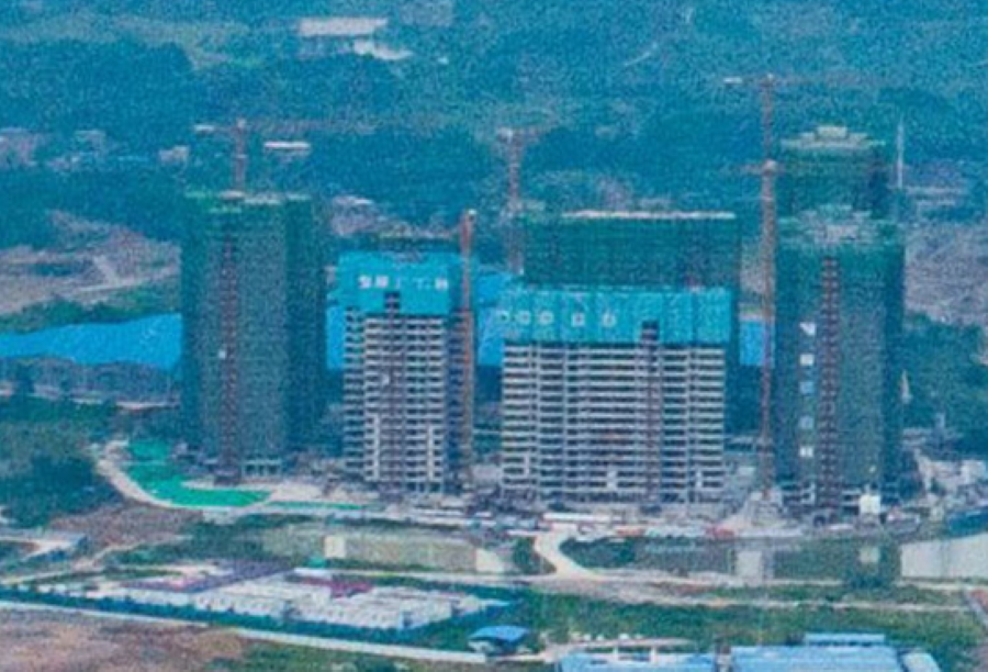 南宁绿地城2期建设进度（摄于2019-6）